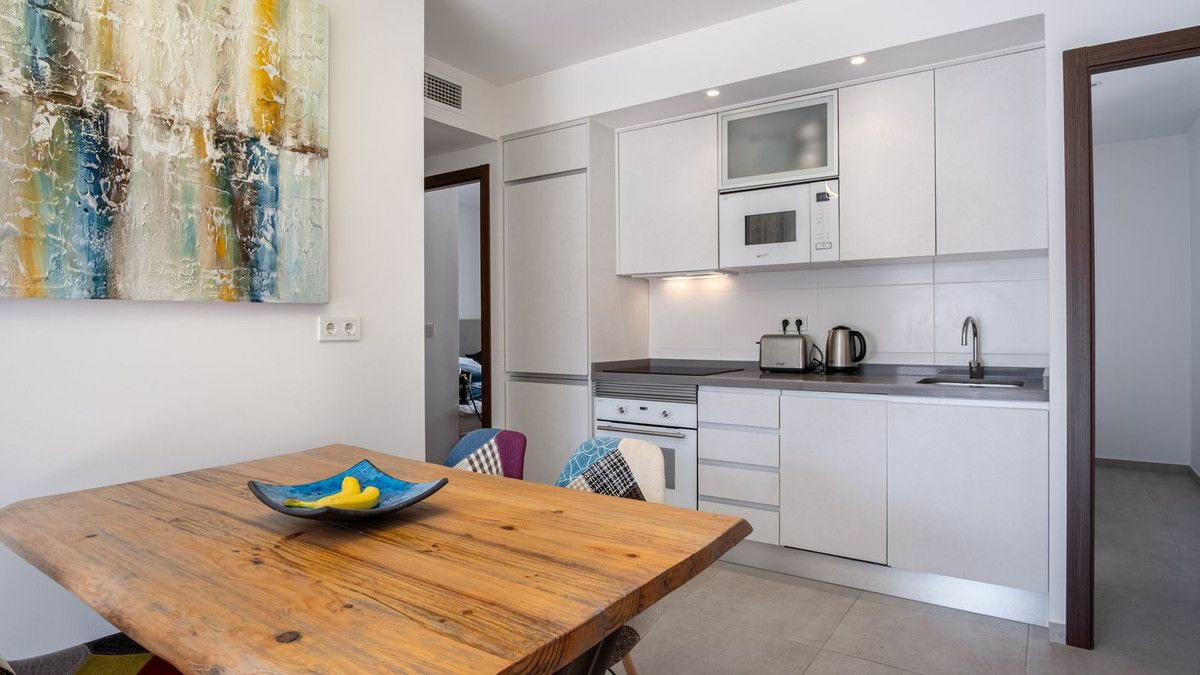3-bedroom Apartment In Torrevieja, Spain (78 M²)