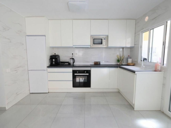 Apartment In Torrevieja