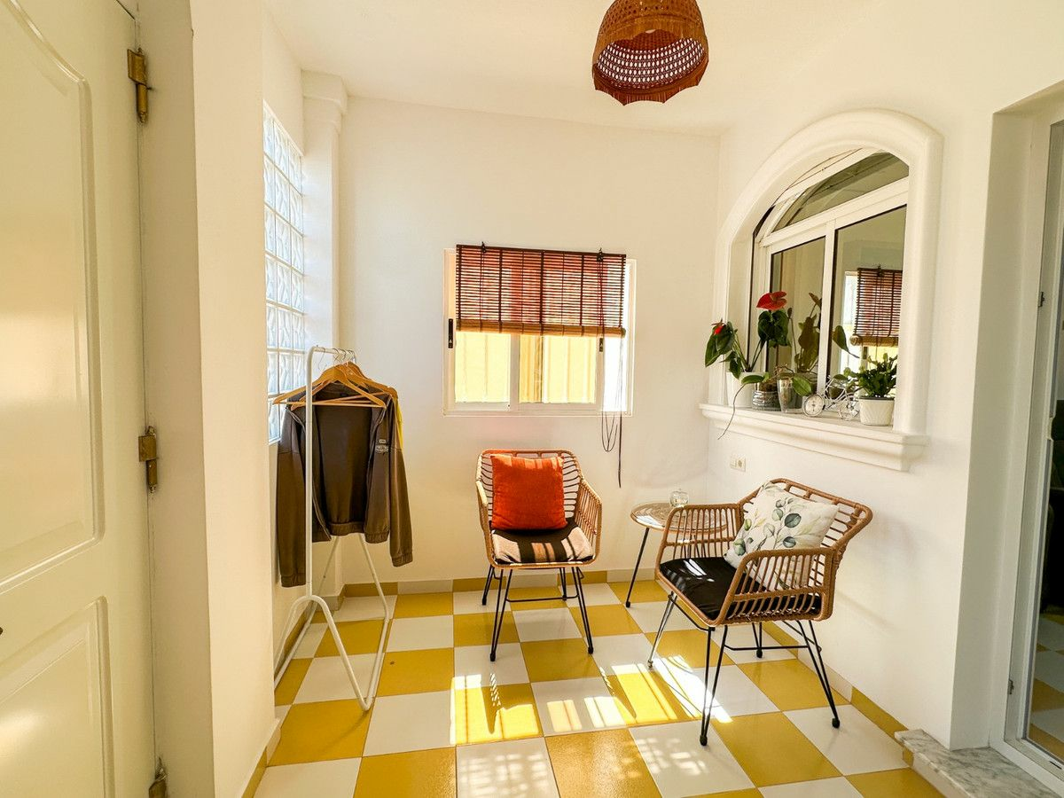 3-bedroom Villa In Torrevieja, Spain (86 M²)