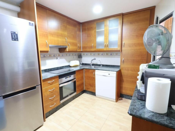 3-bedroom Apartment In Torrevieja, Spain (85 M²)