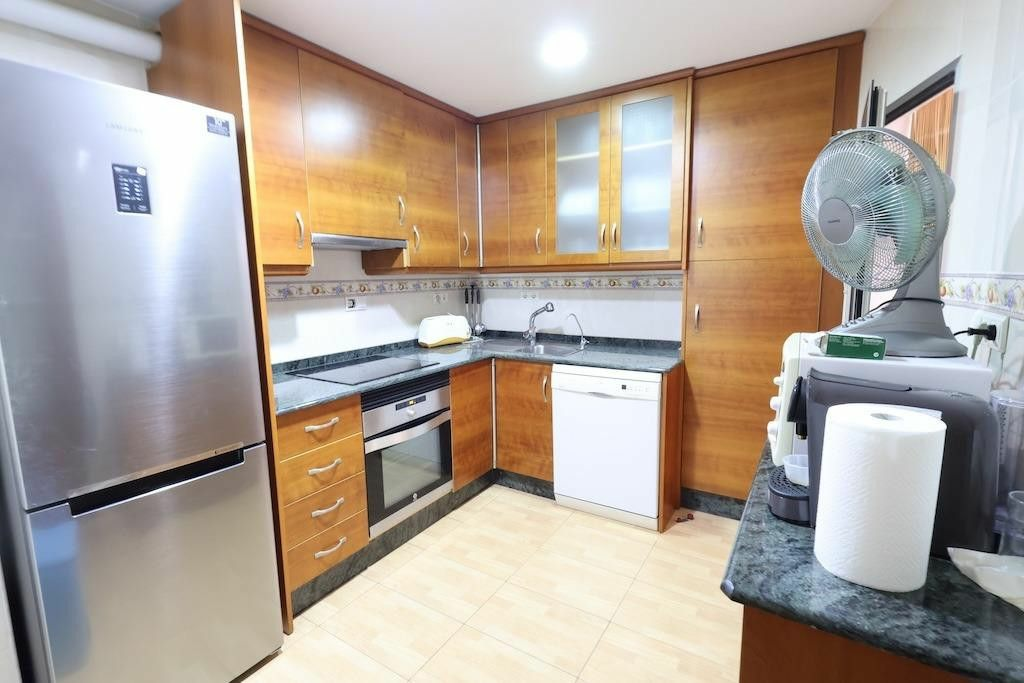 3-bedroom Apartment In Torrevieja, Spain (85 M²)