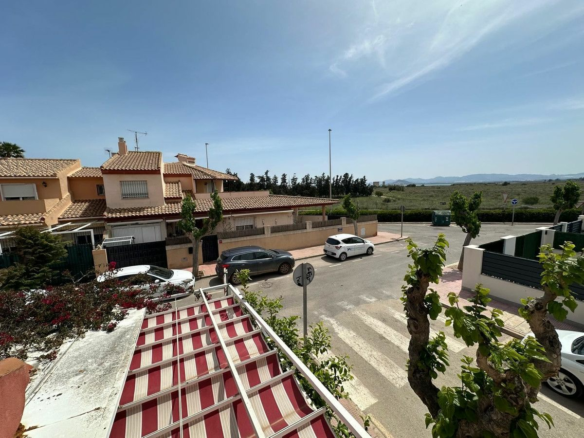 3-bedroom House In Los Alcázares, Spain (99 M²)