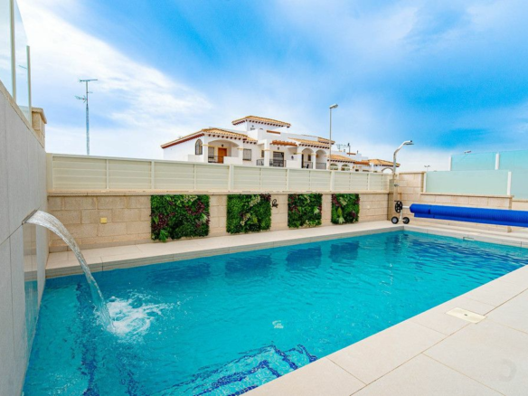 4-bedroom Villa In Orihuela Costa, Spain (203 M²)