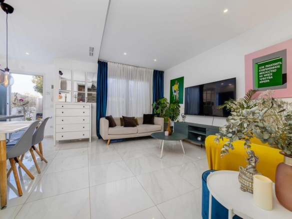 3-bedroom Villa In San Miguel De Salinas, Spain (134 M²)