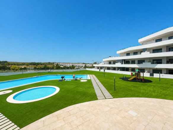 2-bedroom Apartment In San Miguel De Salinas, Spain (68 M²)