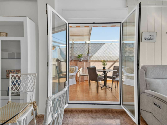 2-bedroom Apartment In Santiago De La Ribera, Spain (96 M²)