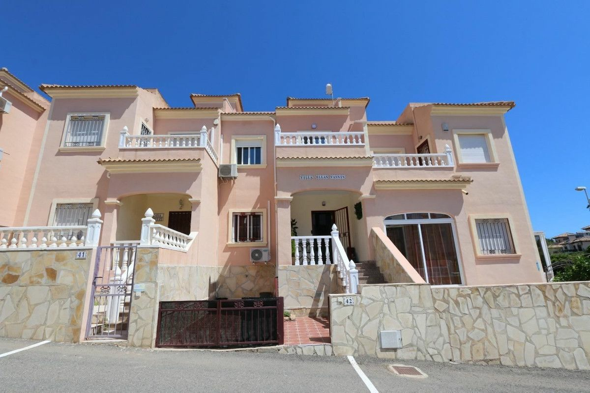 3-bedroom Apartment In Daya Nueva, Spain (90 M²)