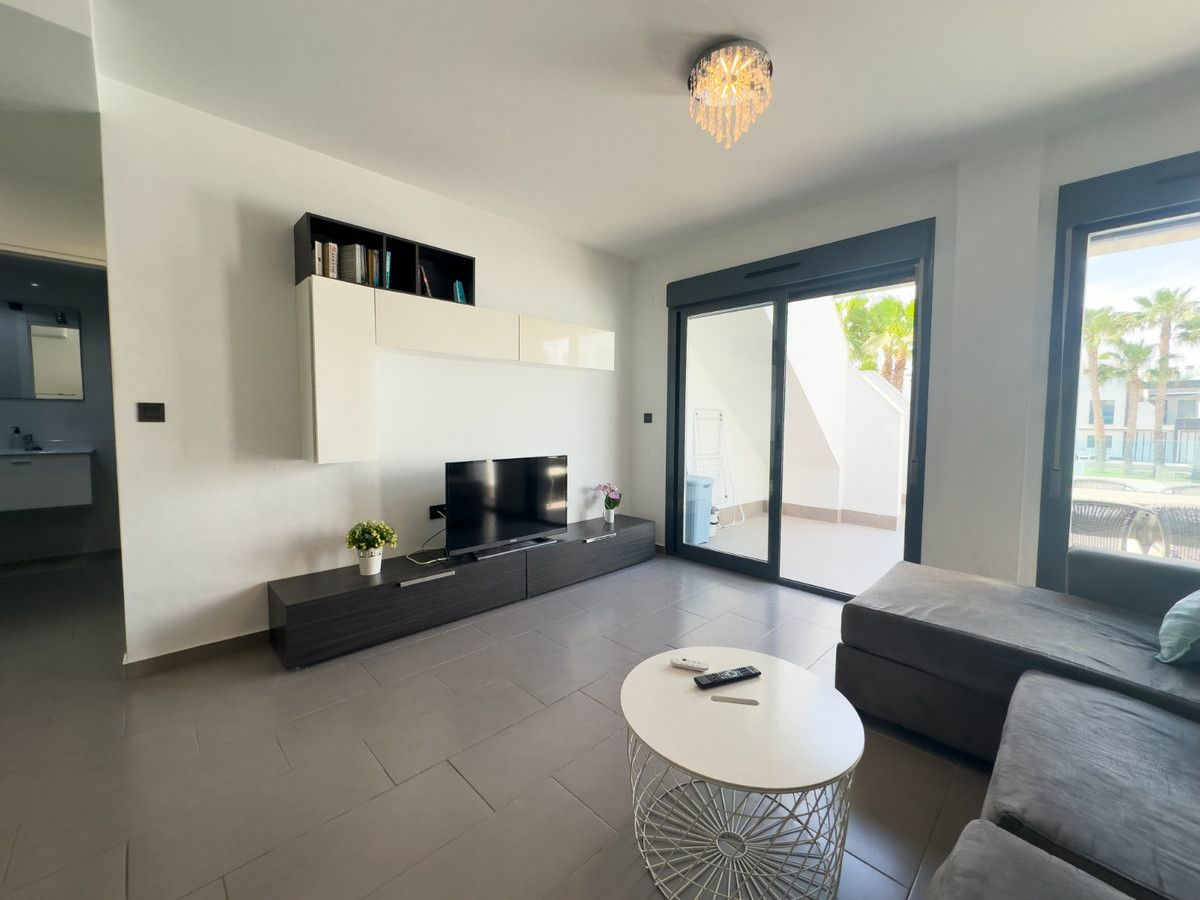2-bedroom Villa In Orihuela Costa, Spain (67 M²)