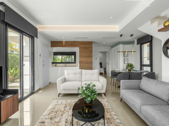 3-bedroom Villa In Rojales, Spain (122 M²)