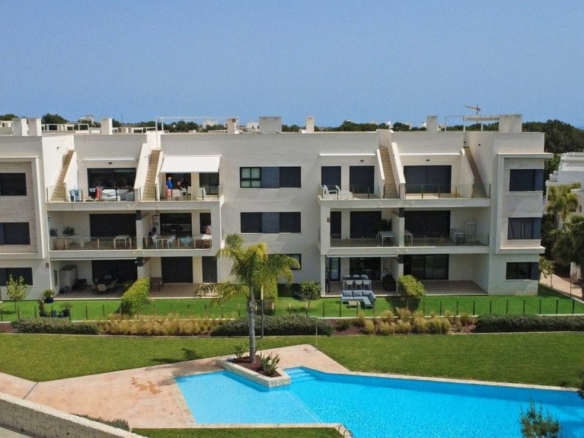 2-bedroom Apartment In Pilar De La Horadada, Spain (75 M²)