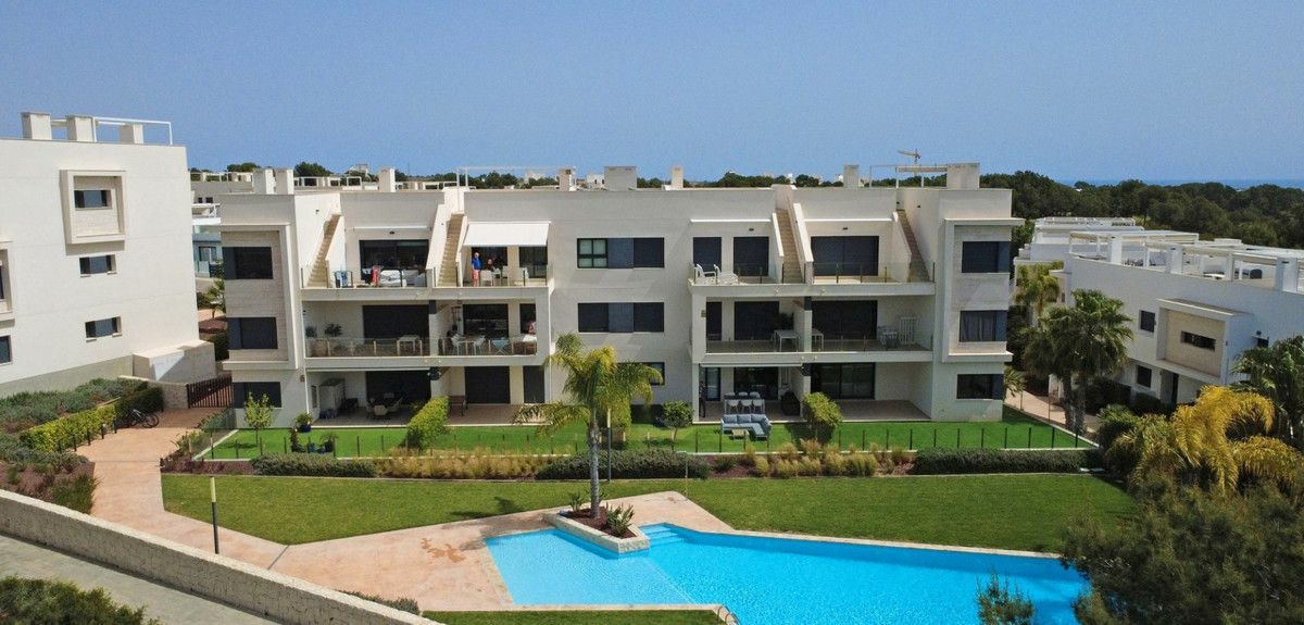 2-bedroom Apartment In Pilar De La Horadada, Spain (75 M²)