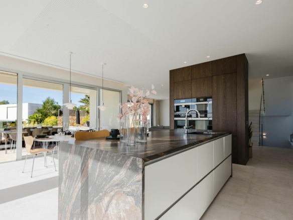 5-bedroom Villa In Orihuela, Spain (546 M²)