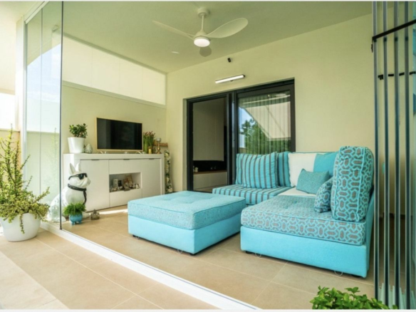 Apartment In Pilar De La Horadada