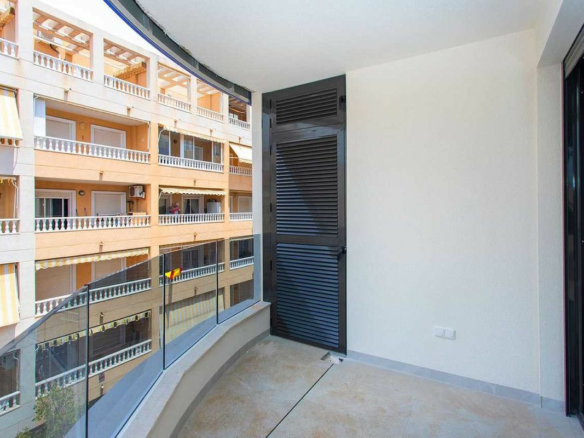 Apartment In Torrevieja