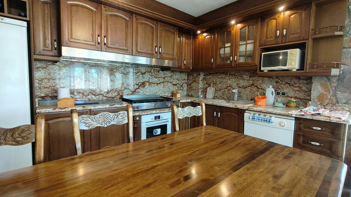 3-bedroom Country House In Abanilla, Spain (301 M²)