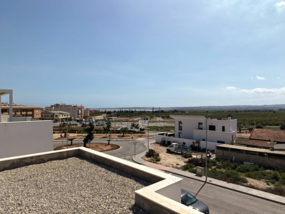 3-bedroom Villa In Los Montesinos, Spain (120 M²)
