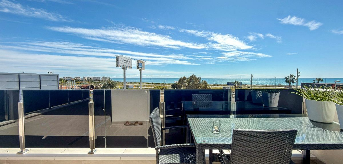 3-bedroom Apartment In Orihuela Costa, Spain (109 M²)