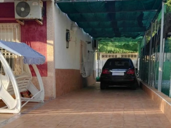 4-bedroom Apartment In Los Alcázares, Spain (145 M²)