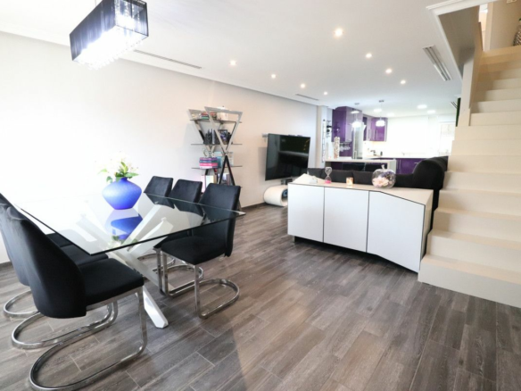 3-bedroom House In Redovan, Spain (241 M²)
