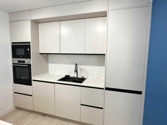 2-bedroom Apartment In Torrevieja, Spain (90 M²)