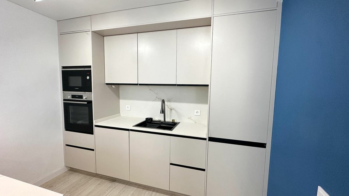 2-bedroom Apartment In Torrevieja, Spain (90 M²)