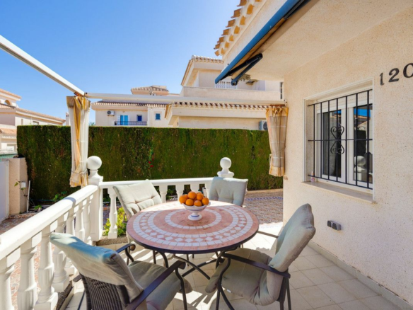 3-bedroom Villa In Orihuela Costa, Spain (125 M²)