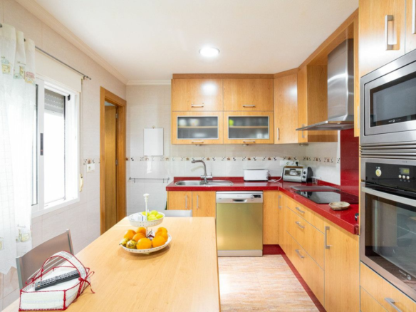 4-bedroom House In Los Alcázares, Spain (178 M²)