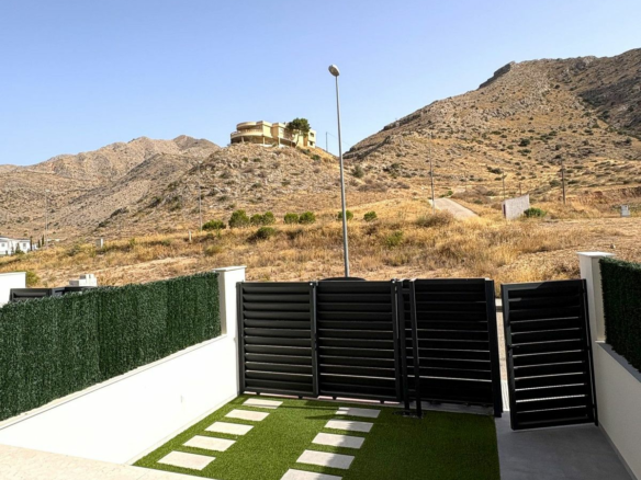 2-bedroom House In Cox, Spain (81 M²)