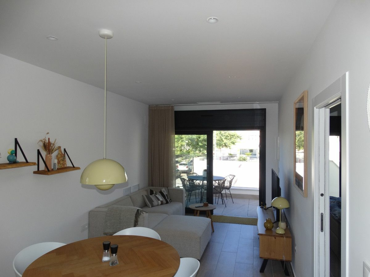 Apartment In Pilar De La Horadada