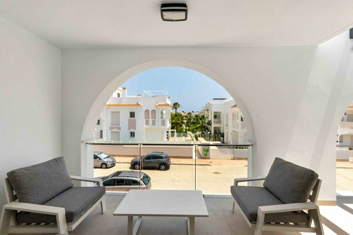 Apartment In Rojales