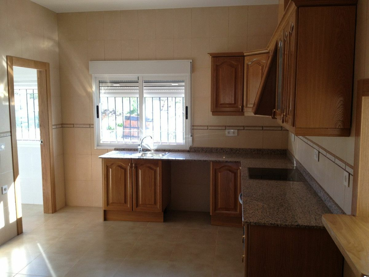 3-bedroom Villa In Abanilla, Spain (230 M²)