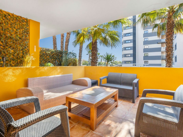2-bedroom Apartment In Orihuela Costa, Spain (84 M²)