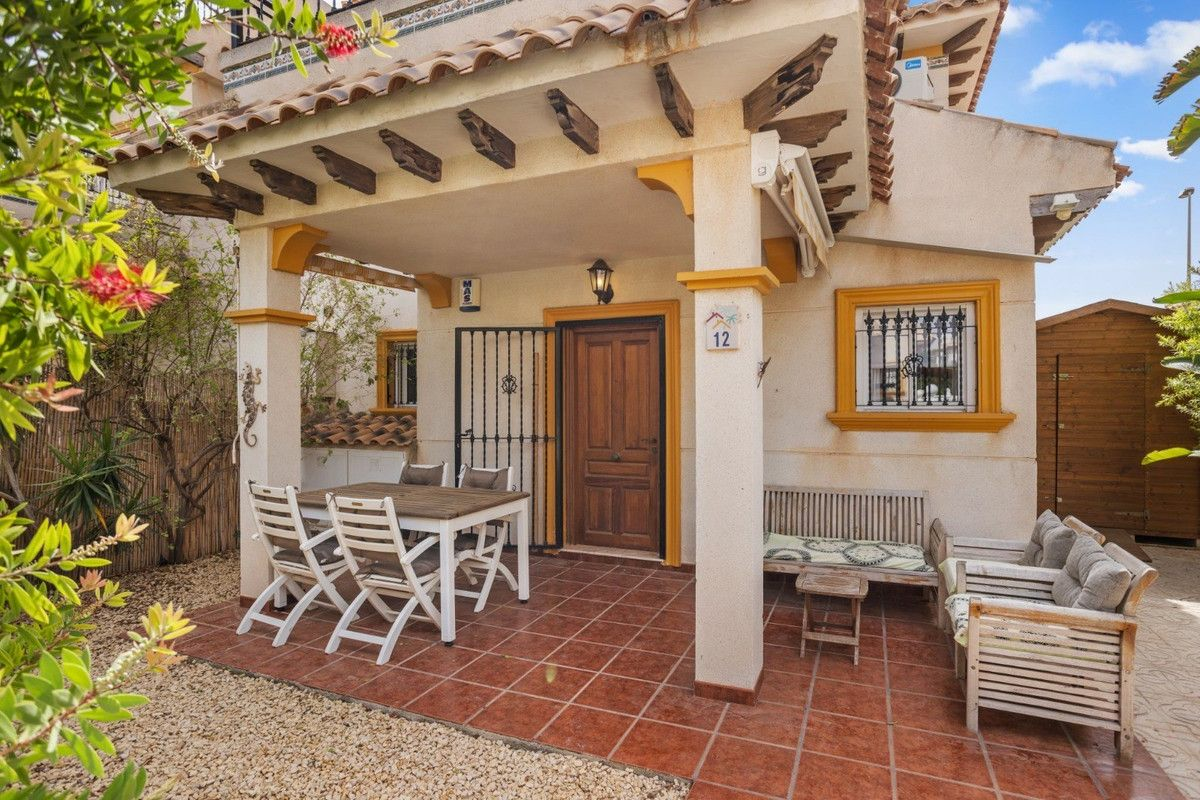 2-bedroom Villa In Orihuela Costa, Spain (75 M²)