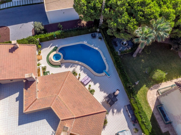 3-bedroom Villa In Cabo Roig, Spain (340 M²)