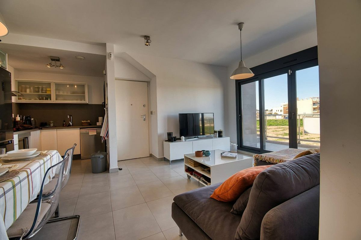 2-bedroom Apartment In Pilar De La Horadada, Spain (110 M²)