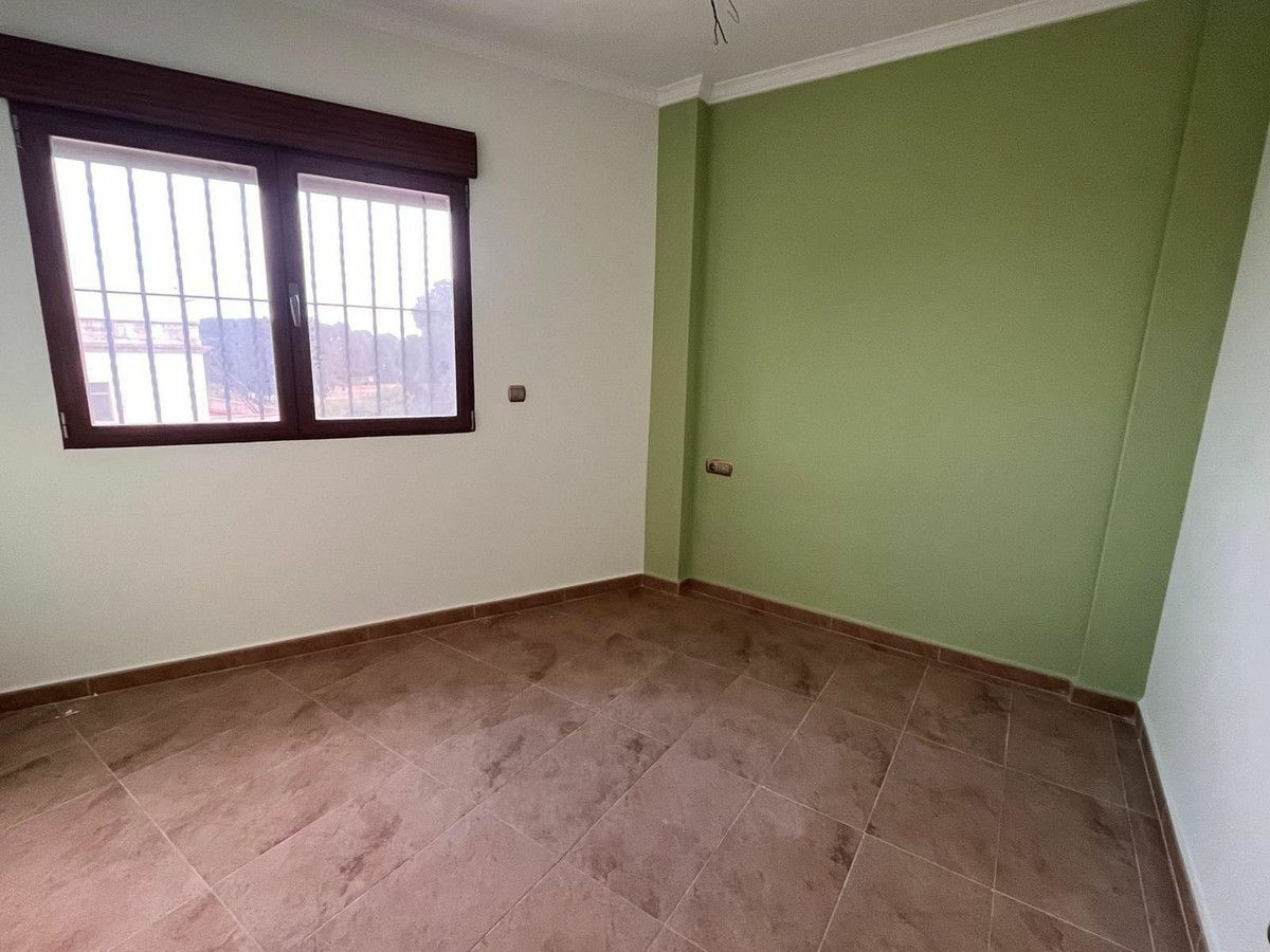 4-bedroom Apartment In Los Alcázares, Spain (178 M²)