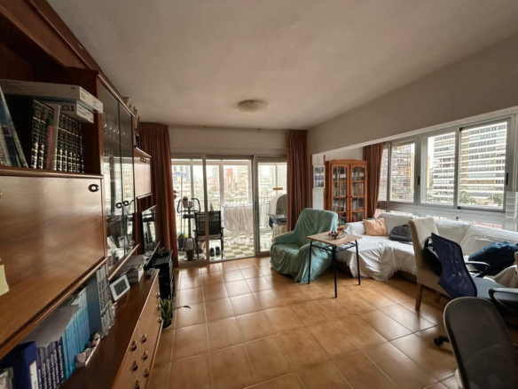 3-bedroom Apartment In Alicante, Spain (117 M²)