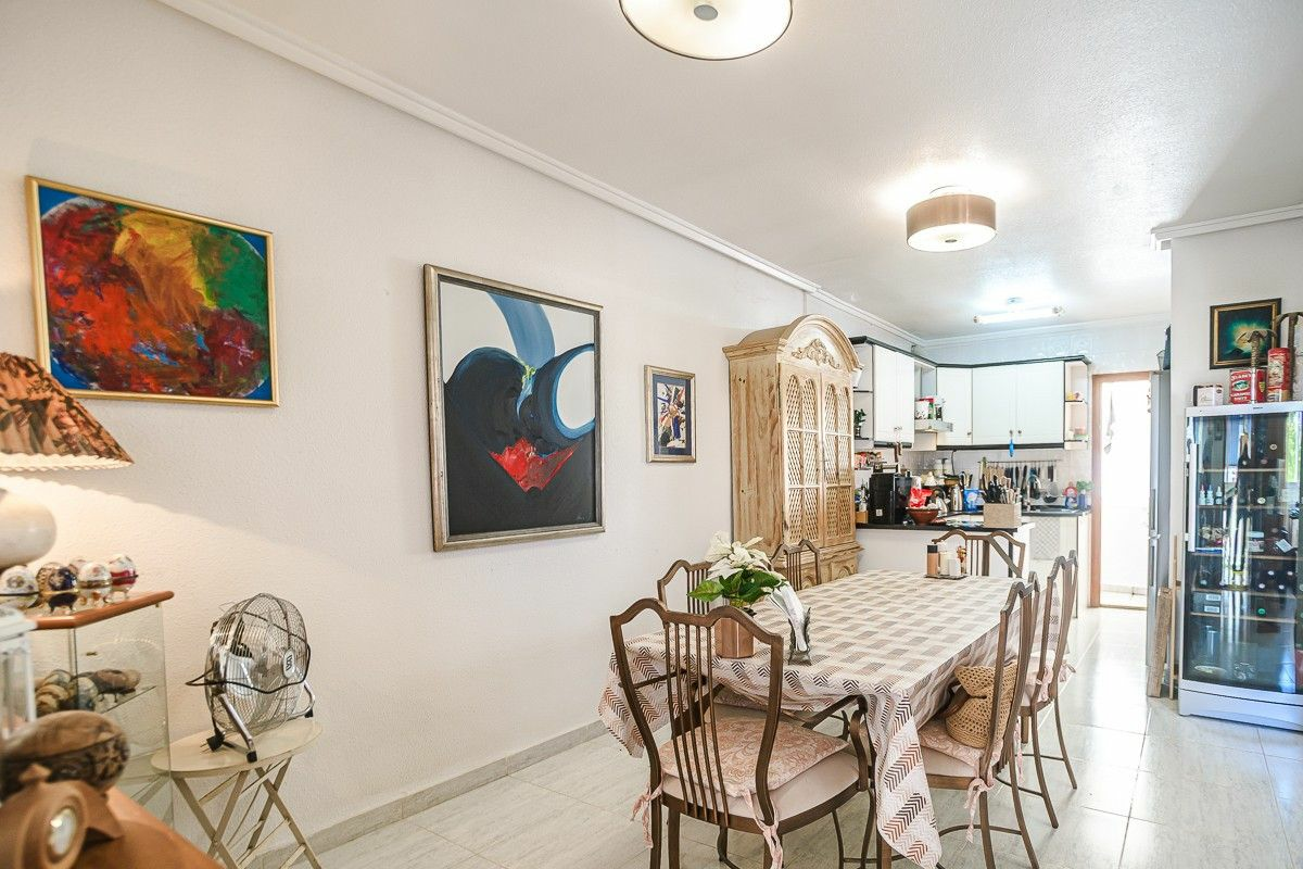 4-bedroom Apartment In Daya Nueva, Spain (110 M²)