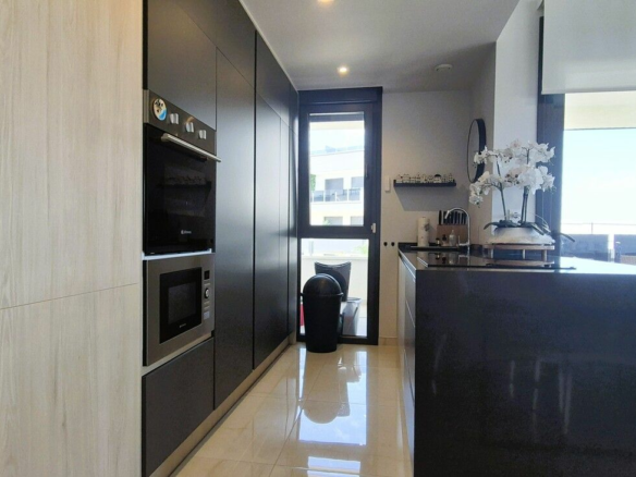 3-bedroom Apartment In Orihuela Costa, Spain (114 M²)