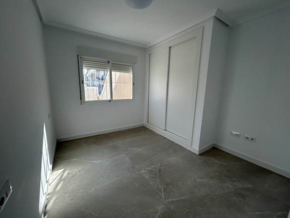 Apartment In Pilar De La Horadada