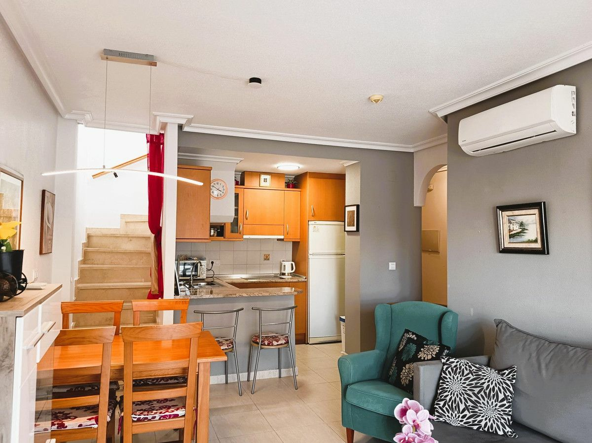 2-bedroom Apartment In Orihuela Costa, Spain (70 M²)