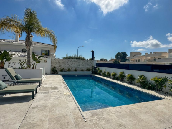 4-bedroom Villa In Orihuela Costa, Spain (527 M²)