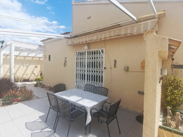 3-bedroom Villa In Orihuela Costa, Spain (123 M²)