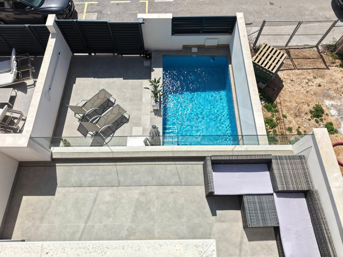 3-bedroom Villa In Los Montesinos, Spain (120 M²)