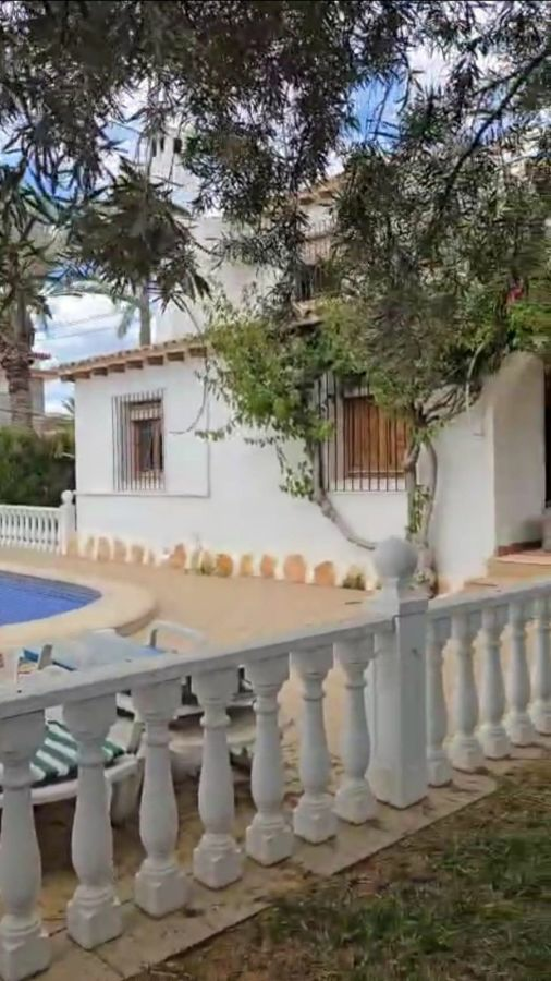 4-bedroom Villa In Cabo Roig, Spain (180 M²)
