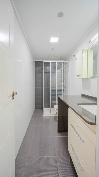 2-bedroom Apartment In Torrevieja, Spain (82 M²)