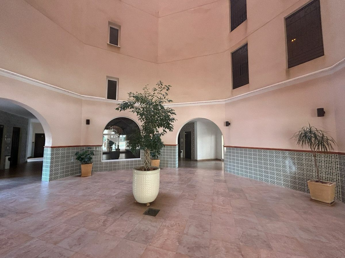 3-bedroom Apartment In Torrevieja, Spain (95 M²)