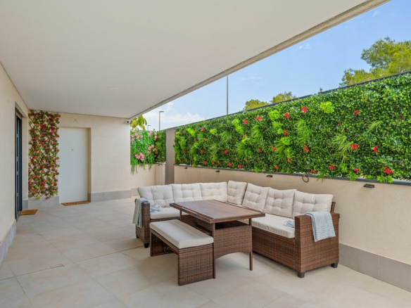3-bedroom Apartment In Orihuela Costa, Spain (85 M²)