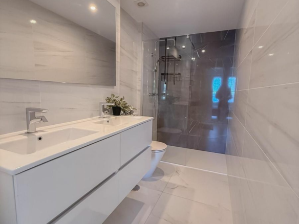 2-bedroom Apartment In Orihuela Costa, Spain (90 M²)