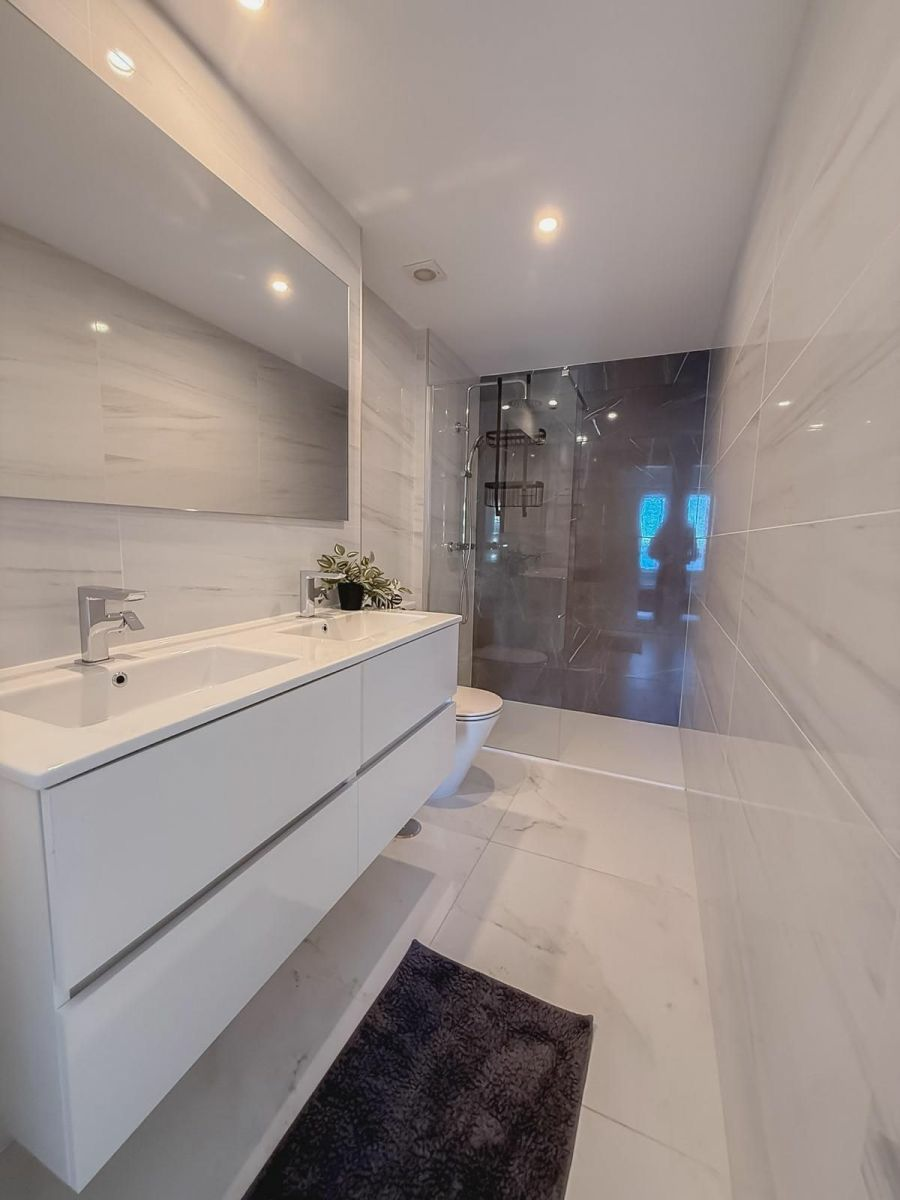 2-bedroom Apartment In Orihuela Costa, Spain (90 M²)